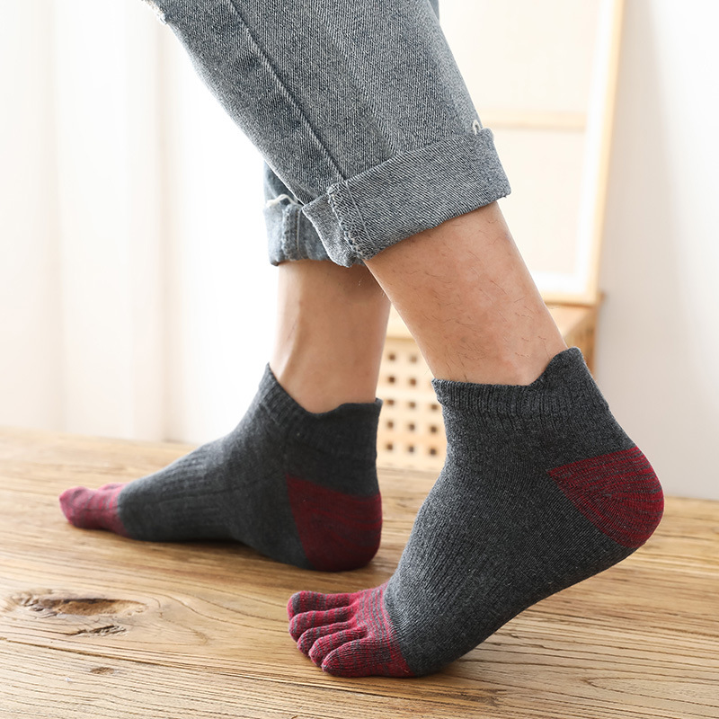 ถุงเท้าข้อสั้นแบบห้านิ้วหลากสี - Men'S Fashion Quarter Socks บทวิจารณ์และราคา